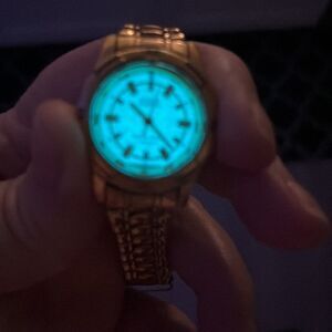 Guess Vintage Glow in the Dark Vintage Watch New Battery 11/23